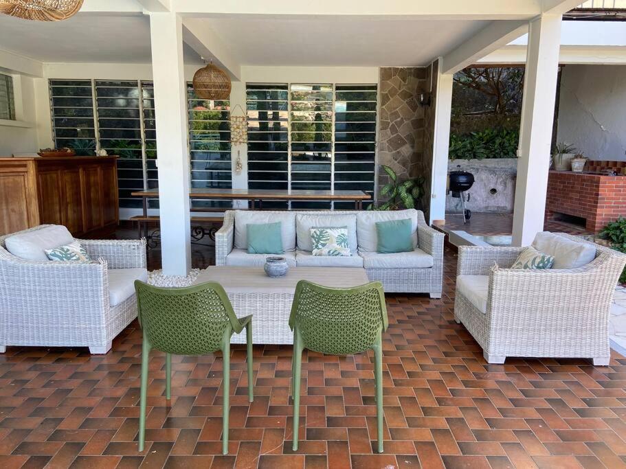 Villa "The Pretty Mermaid", Pool And Stunning Views 5 Min From Beach Deshaies Exterior photo